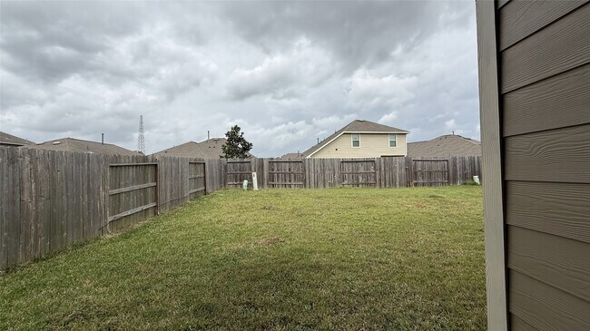 Foto del edificio - 9323 Darby Knoll Wy