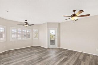 Building Photo - 833 Aspen Peak Loop