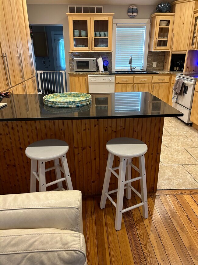 Kitchen - 117 N 2nd St