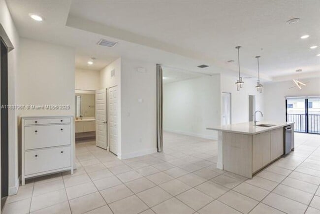 Building Photo - 7855 NW 104th Ave