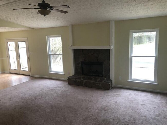 Building Photo - 3861 Arc Way