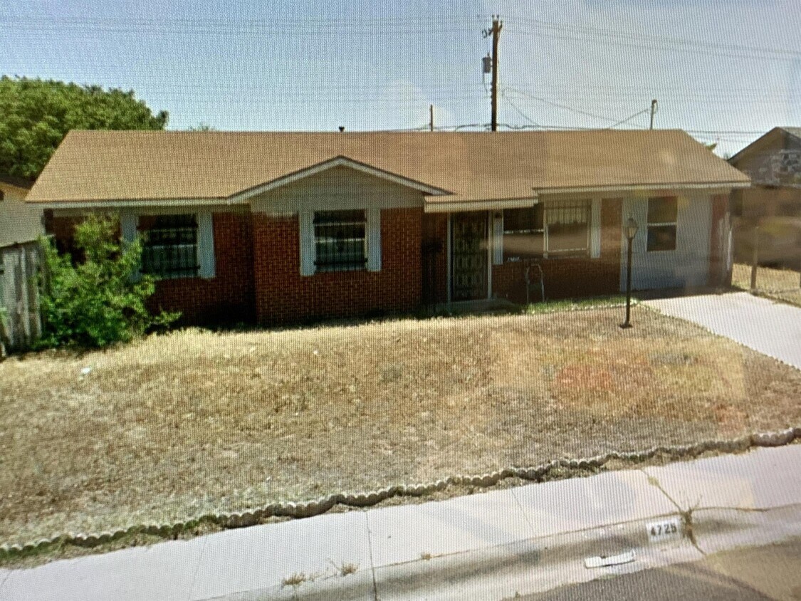 Primary Photo - 4725 Ric Dr