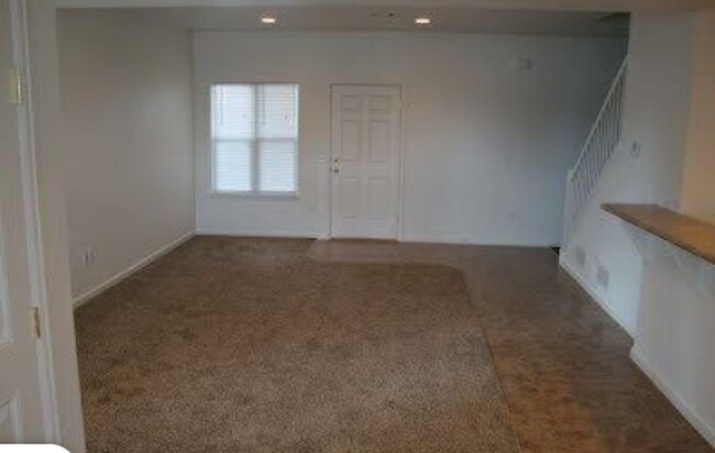 Building Photo - 1724 11th Ave