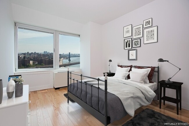 Building Photo - 410 W 53rd St