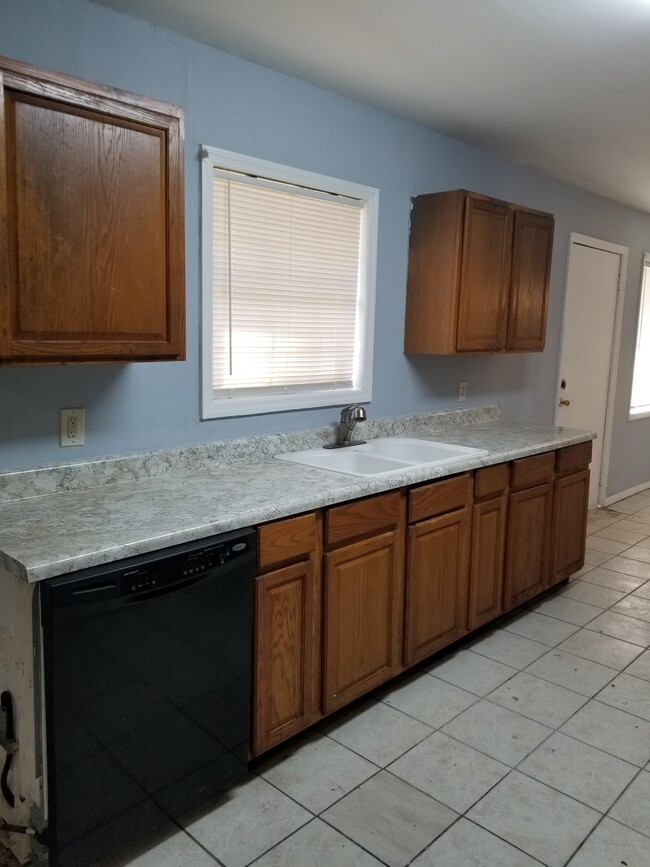 New Kitchen counter tops and sink - 2224 Raleigh Dr