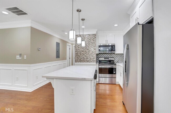 Building Photo - 3575 Fairburn Pl NW