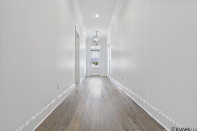 Foto del edificio - 17331 Fox Glove Ave