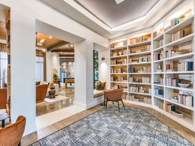 Foto del edificio - Trailhead East