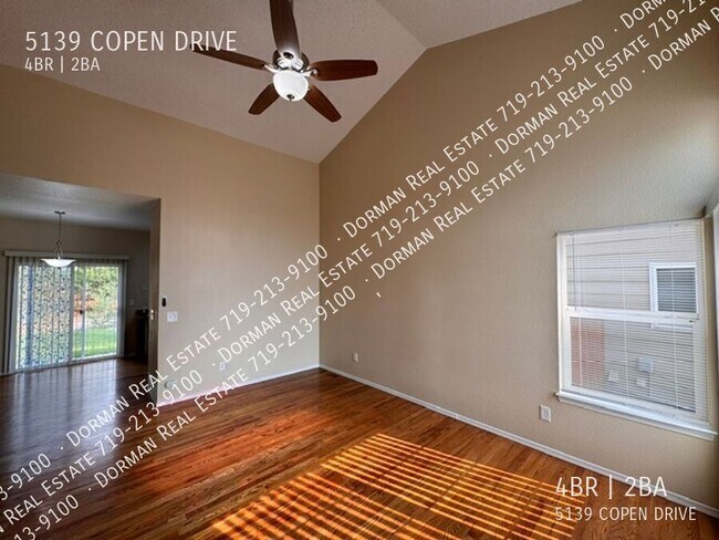 Foto del edificio - 5139 Copen Dr