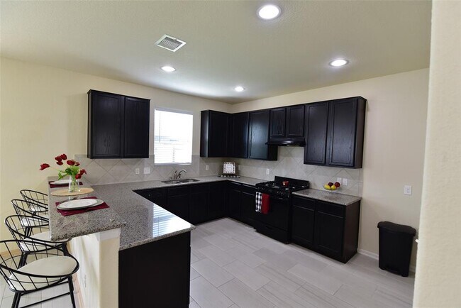 Building Photo - 2319 Bright Sunrise Trl