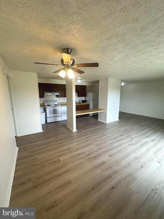 Building Photo - 995L Heather Ridge Dr