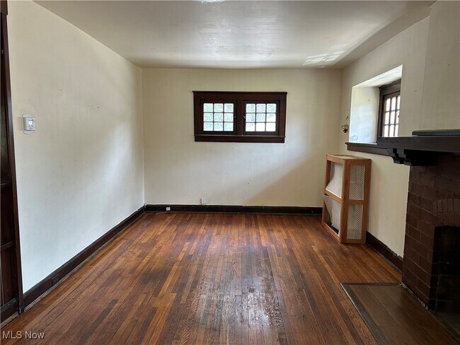 Foto del edificio - 1217 Florencedale Ave