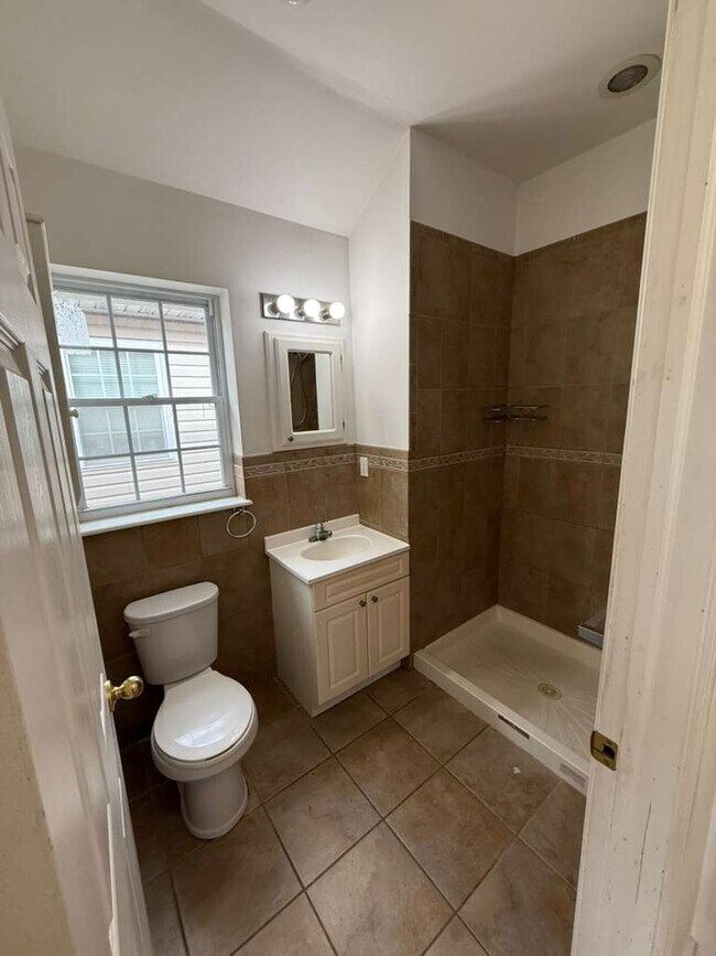 Foto del edificio - 84 W 14th St