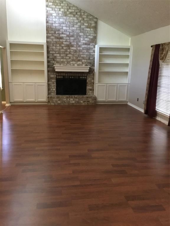 Building Photo - 21335 Park Bluff Dr