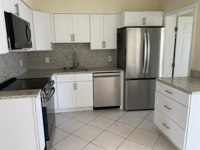 Foto del edificio - 2802 Regency Ct