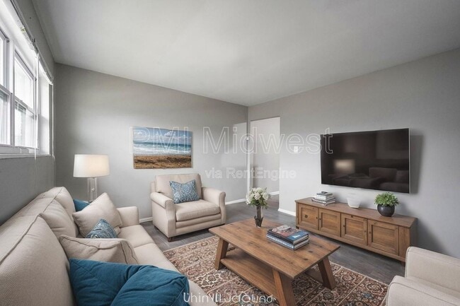 Photo - 821 Iowa St Townhome