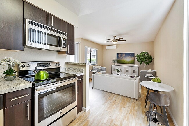 Building Photo - Brookside Oaks