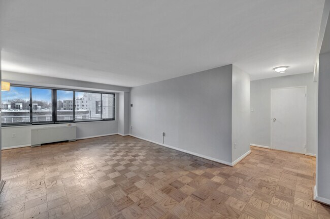 Foto del edificio - 5410 Connecticut Ave NW