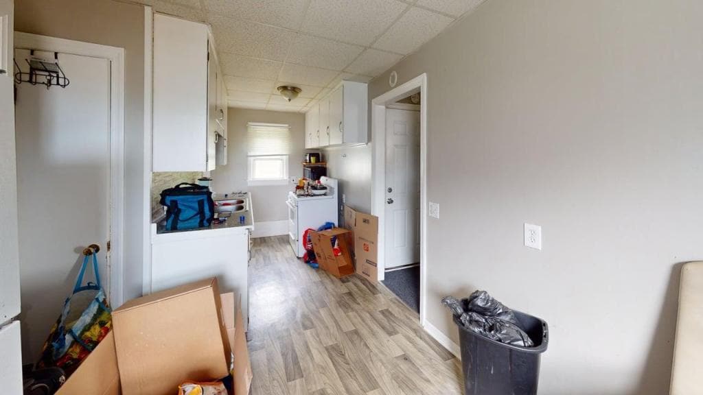 Foto principal - 4725 Lake Ave