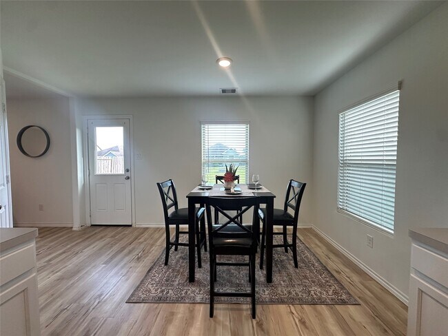 Foto del edificio - 11079 N Lake Mist Ln