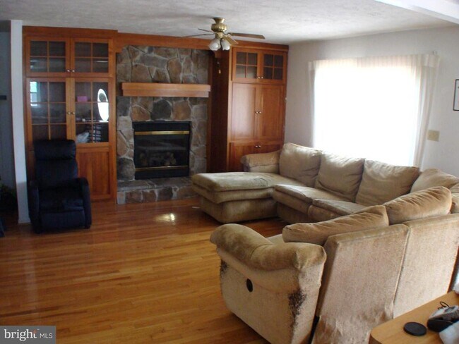 Foto del edificio - 12140 Double Tree Ln