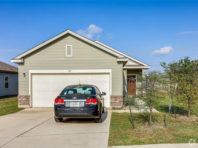Building Photo - 131 Peony Ln.