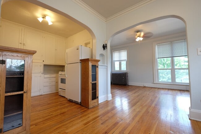 Building Photo - Brimhall Apartments