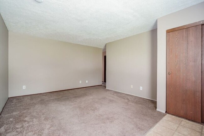 Foto del edificio - 2510 Thimbleberry Rd