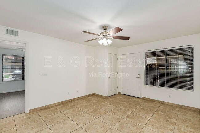 Photo - 1905 E University Dr Apartment