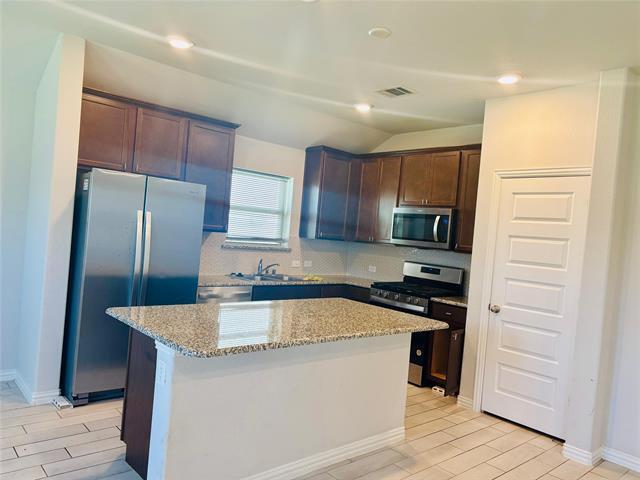 Foto del edificio - 1917 Briar Rose Dr