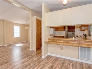 Building Photo - 240 Grosbeak Ln