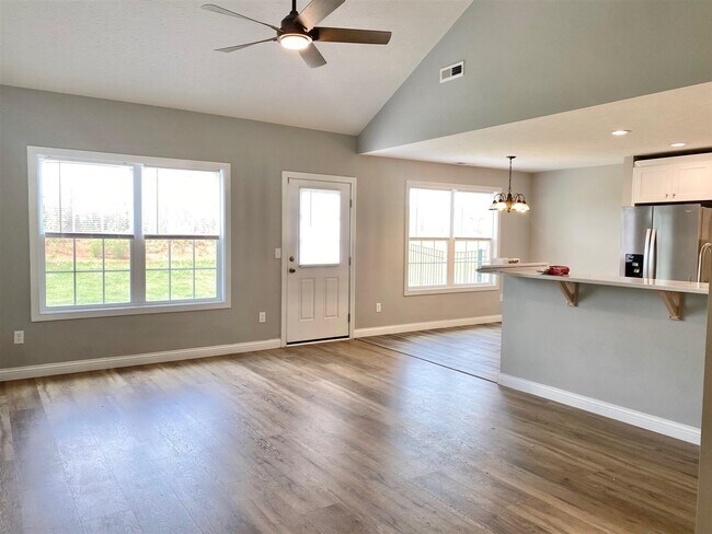 Building Photo - 524 Denver Cir