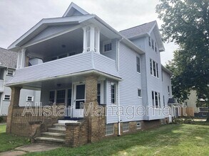 Building Photo - 17202 Grovewood Ave