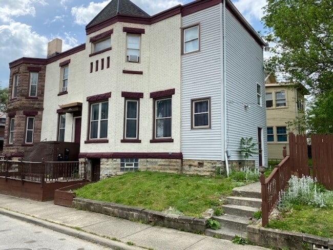 Building Photo - 1238 Eastwood Ave
