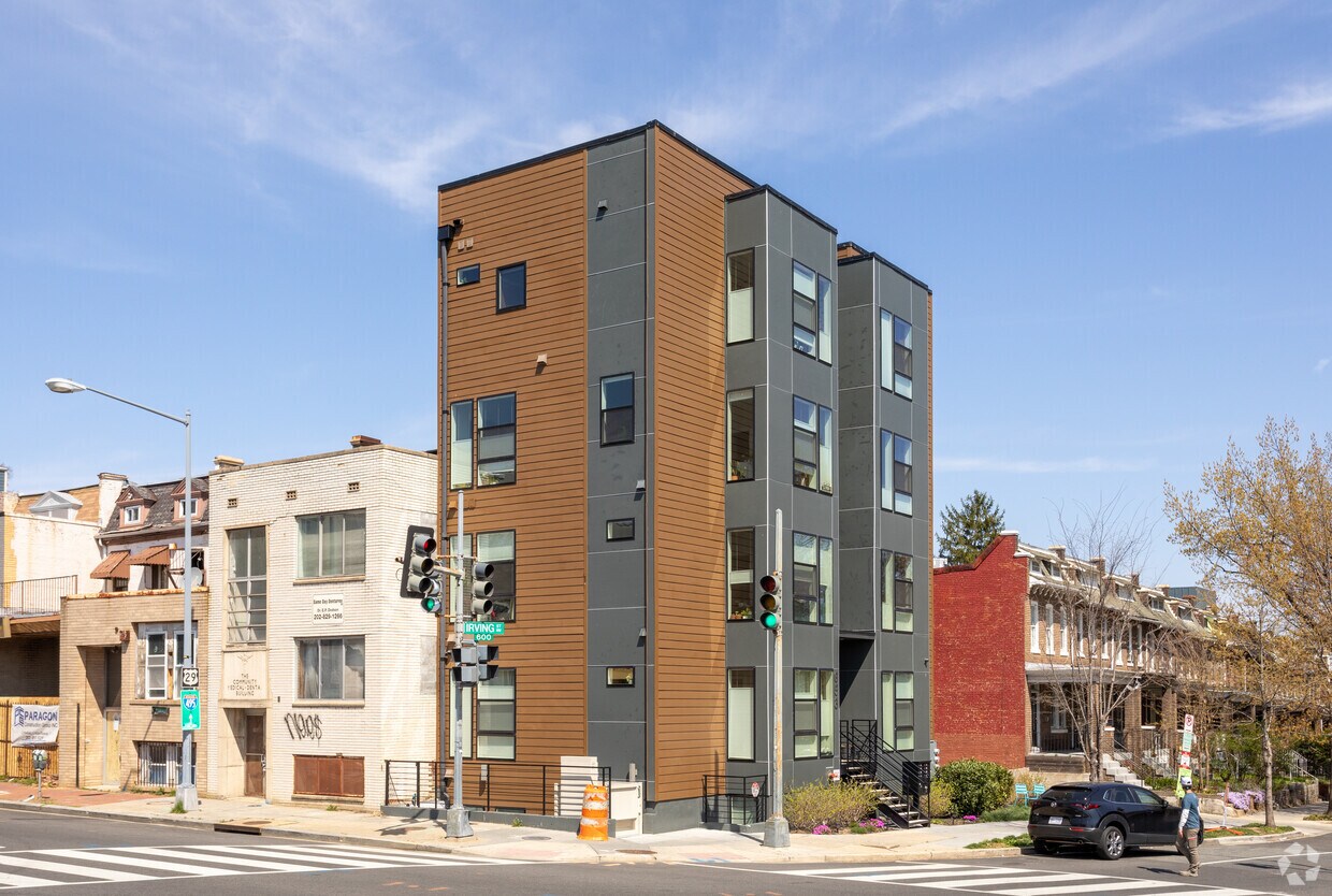 Primary Photo - 3101 Georgia Ave NW