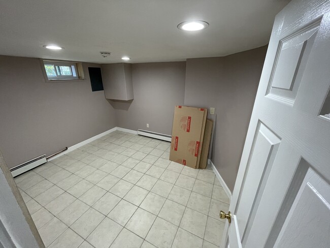 Building Photo - 200 Hunnewell Ave