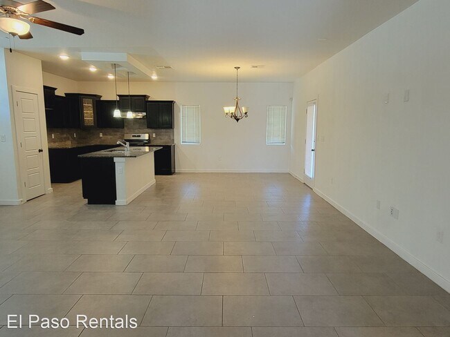 Building Photo - 3 br, 2 bath House - 13921 Lago Vista