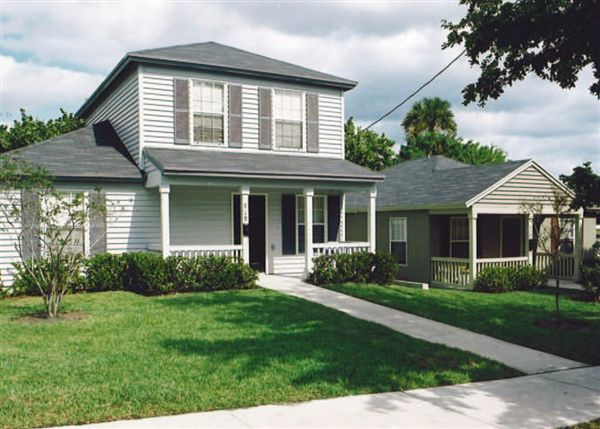 Primary Photo - 819 N Sapodilla Ave