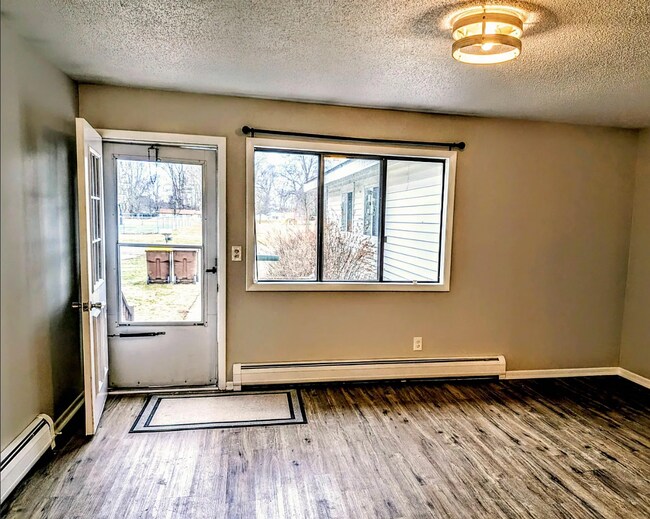 Foto del edificio - 303 W Elizabeth St