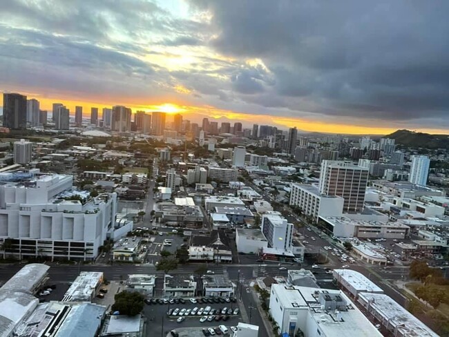 Foto del edificio - 930 Kaheka St