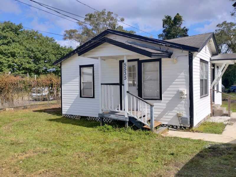 Foto principal - 5535 Wesconnett Blvd