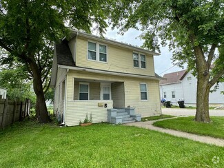 Building Photo - 804 S Morris Ave