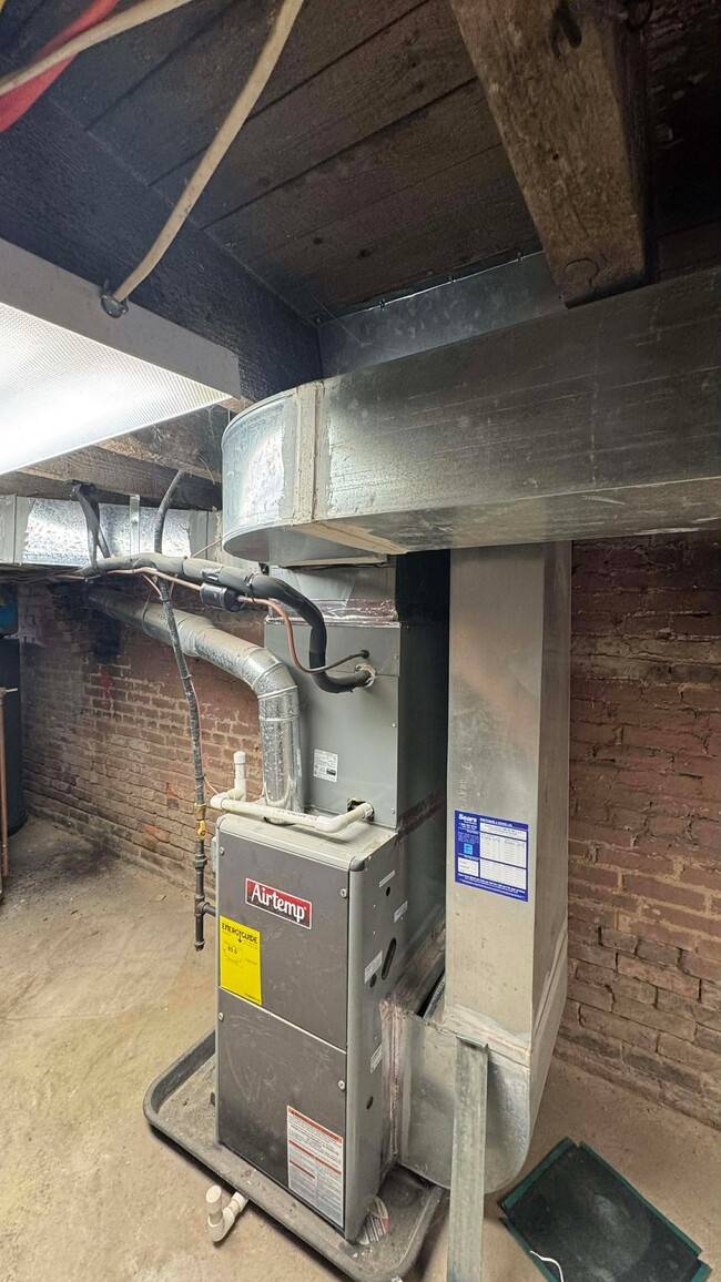 Foto del edificio - 2433 Druid Hill Ave