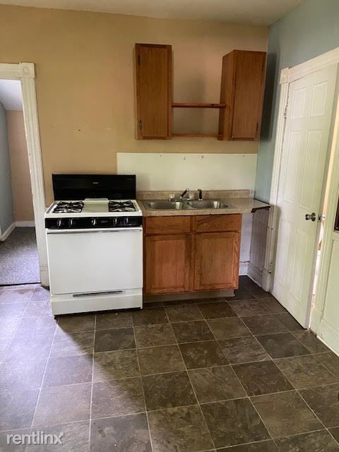 Building Photo - 3 br, 1 bath House - 210 Matilda St NE