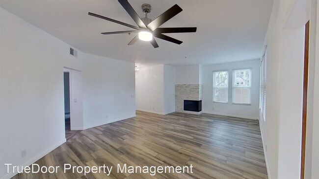 Building Photo - 3 br, 2 bath House - 34 Cartier Aisle