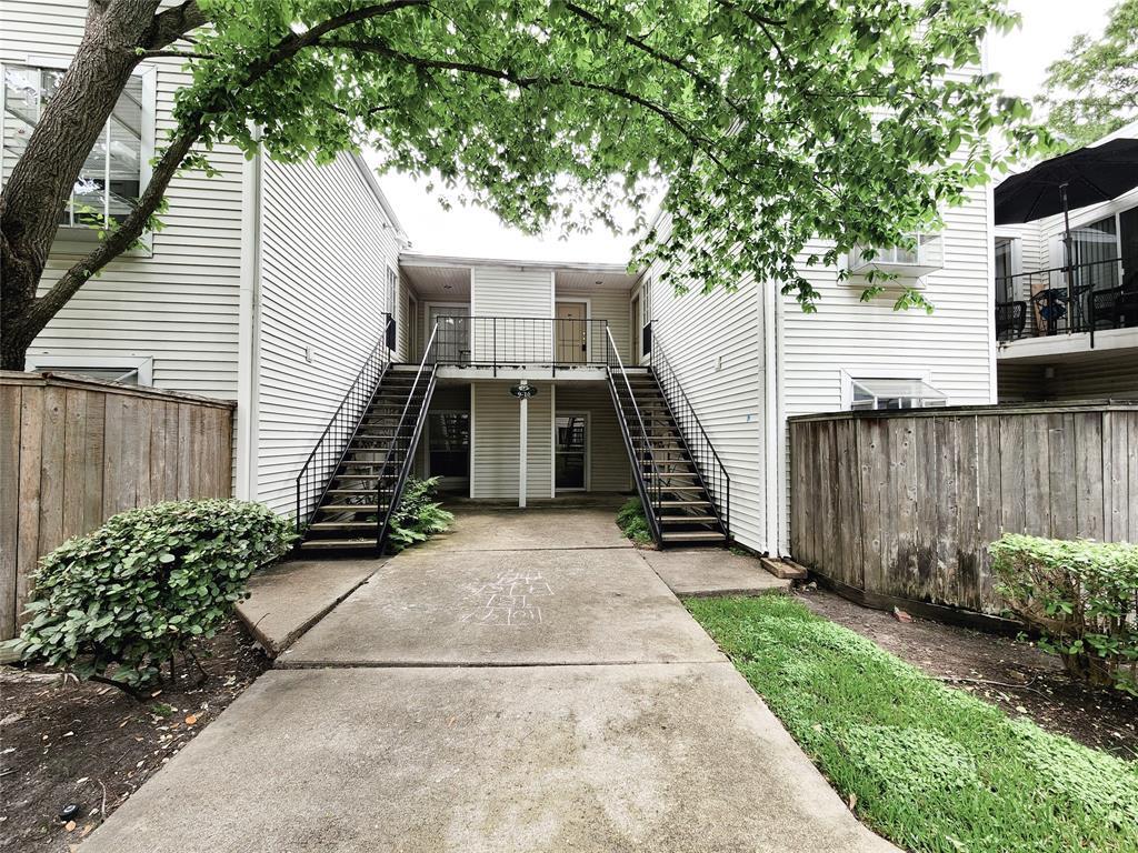 Foto principal - 9809 Richmond Ave.