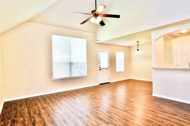 Building Photo - 7807 Dairy View Ln