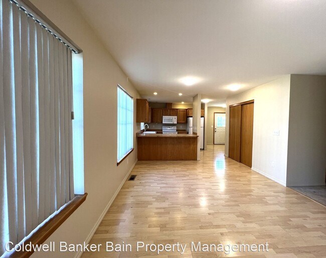 Foto del edificio - 4 br, 2.5 bath House - 3824 Sutton Place