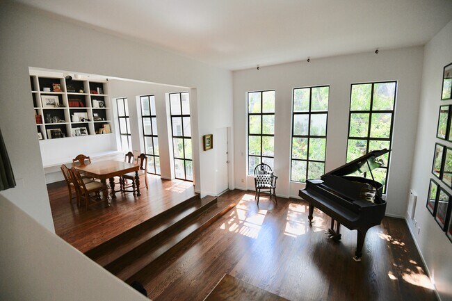 Foto del edificio - 23 Midway St
