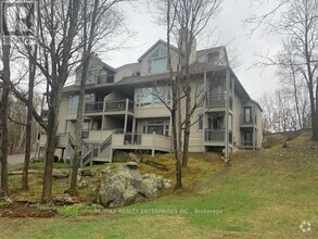 Building Photo - 1711 Grandview Hilltop Dr